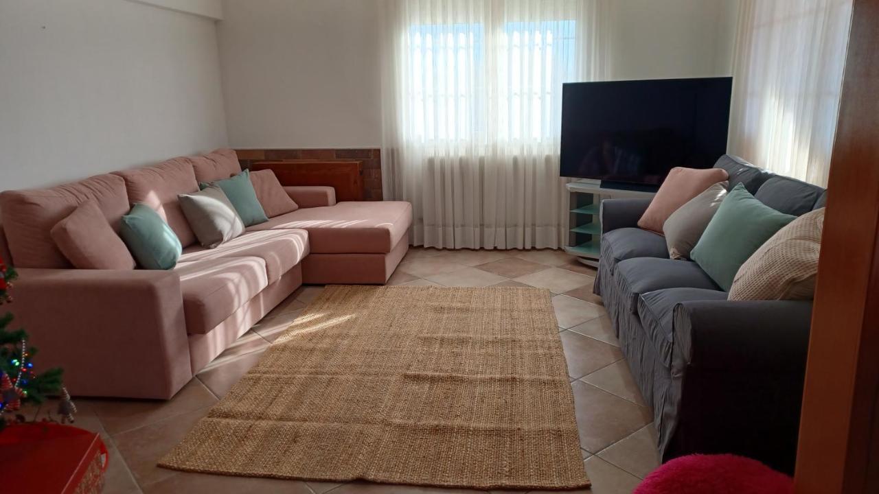 Piscina De Sal Barbacoa Wifi, Parking Gratis, 3 Min Pga Casa El Roble Villa Girona Eksteriør billede