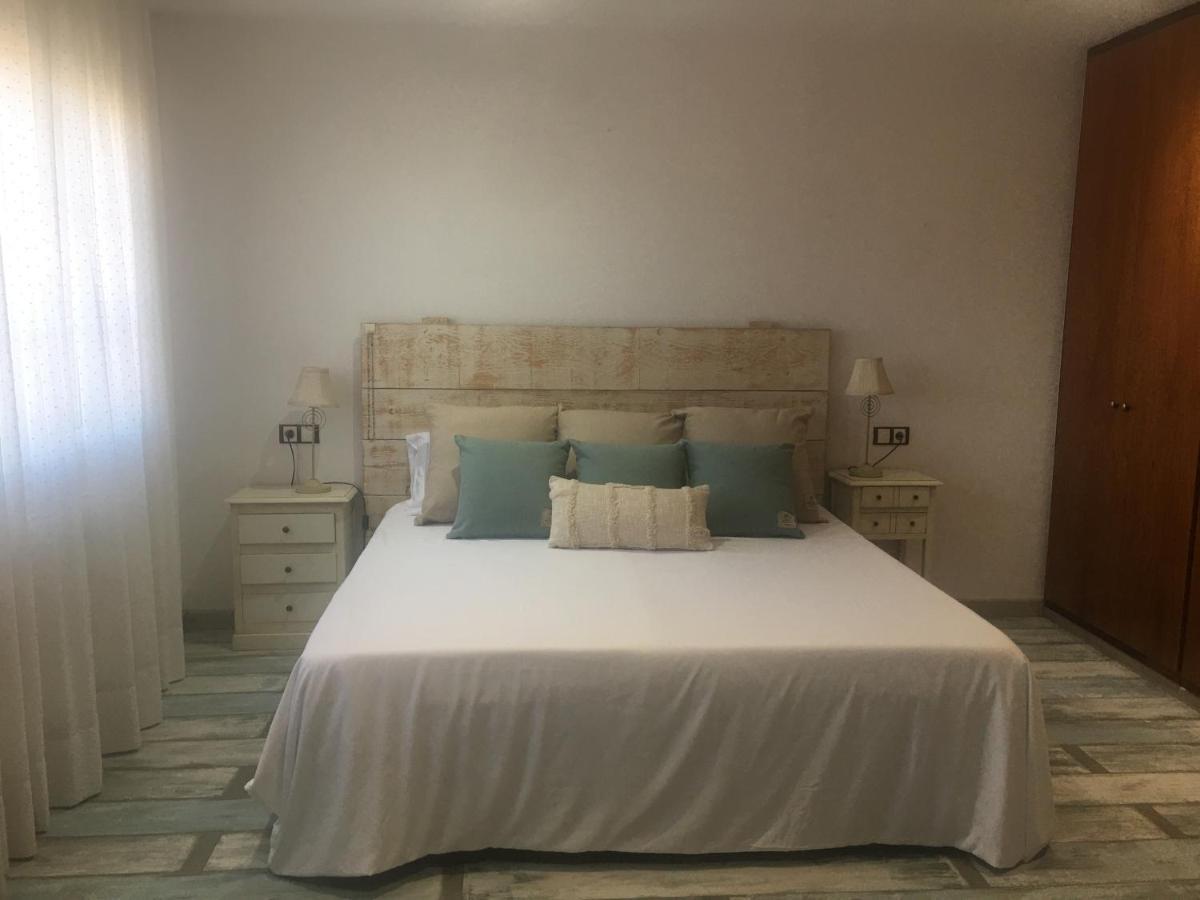 Piscina De Sal Barbacoa Wifi, Parking Gratis, 3 Min Pga Casa El Roble Villa Girona Eksteriør billede