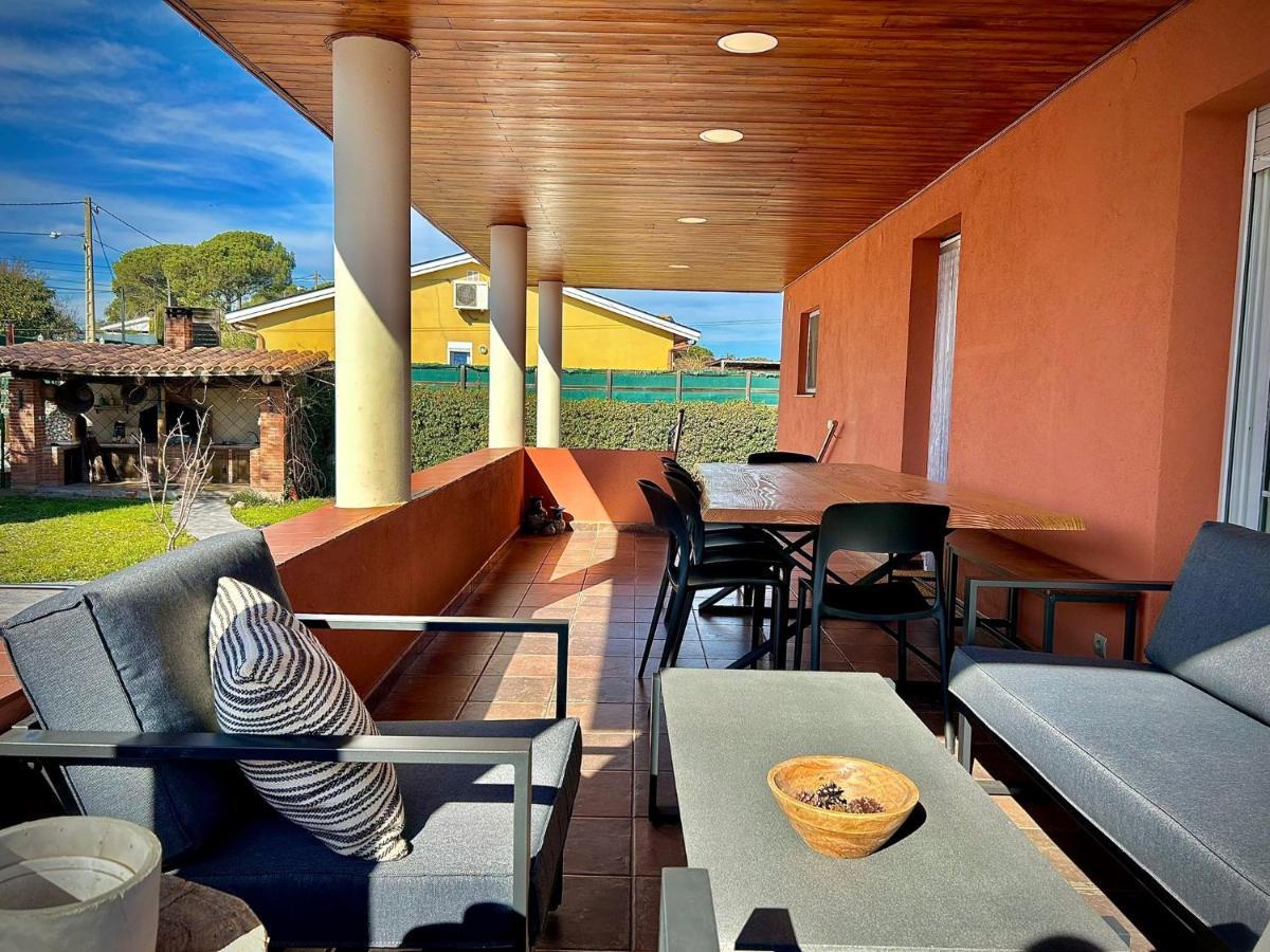 Piscina De Sal Barbacoa Wifi, Parking Gratis, 3 Min Pga Casa El Roble Villa Girona Eksteriør billede