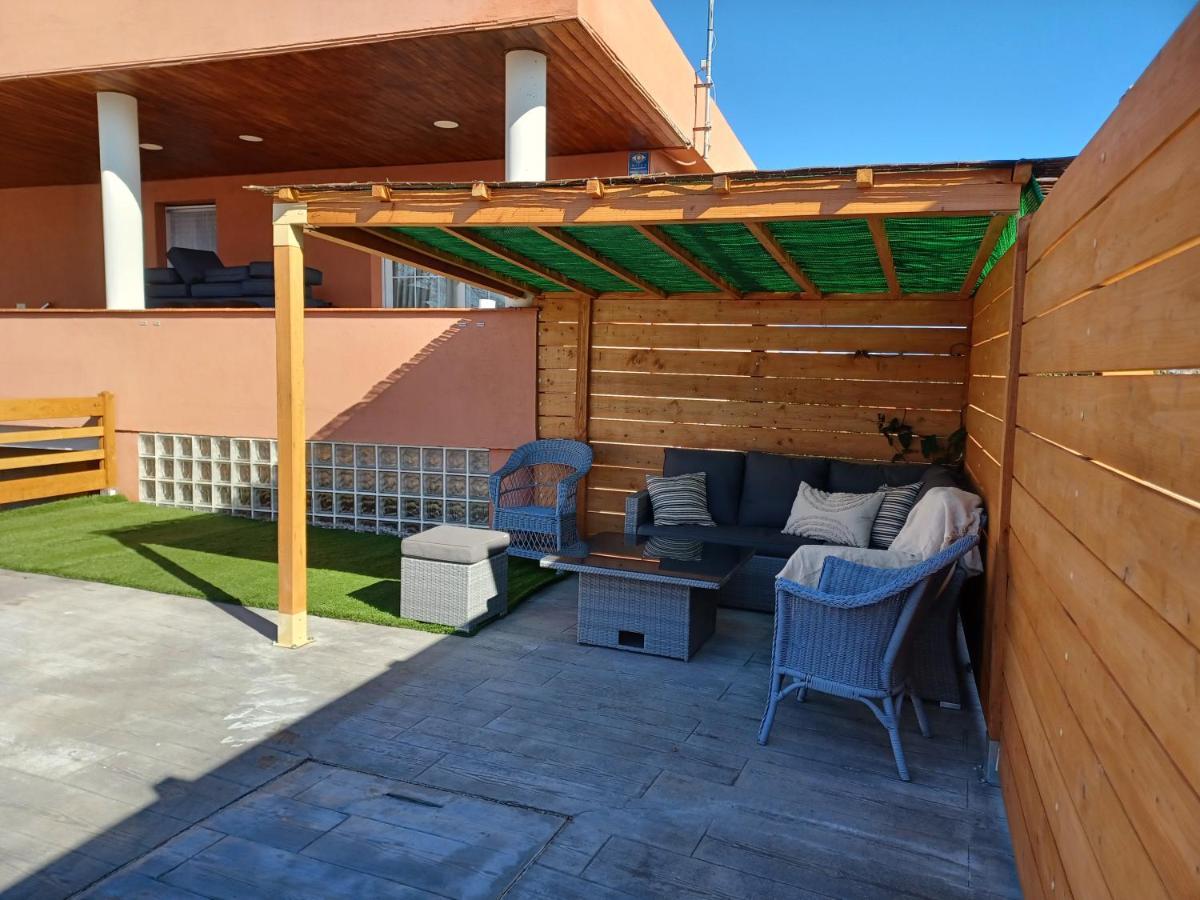 Piscina De Sal Barbacoa Wifi, Parking Gratis, 3 Min Pga Casa El Roble Villa Girona Eksteriør billede