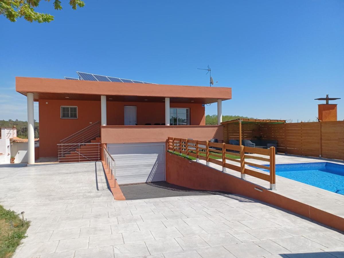 Piscina De Sal Barbacoa Wifi, Parking Gratis, 3 Min Pga Casa El Roble Villa Girona Eksteriør billede