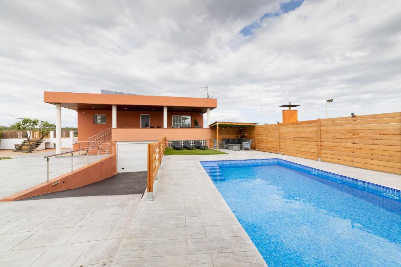 Piscina De Sal Barbacoa Wifi, Parking Gratis, 3 Min Pga Casa El Roble Villa Girona Eksteriør billede