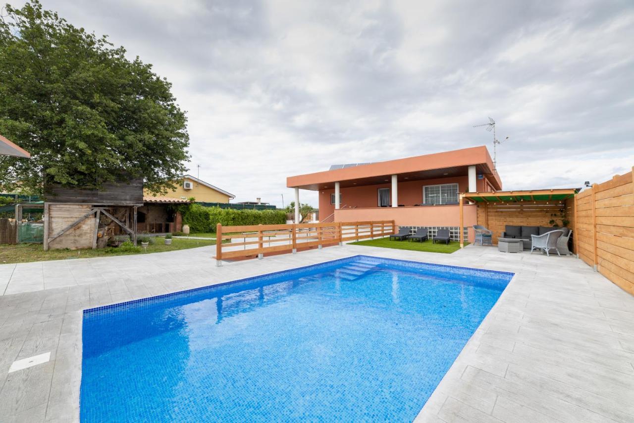Piscina De Sal Barbacoa Wifi, Parking Gratis, 3 Min Pga Casa El Roble Villa Girona Eksteriør billede